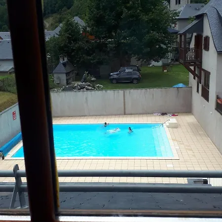 Апартаменты Renove 6 Pers Avec Acces Piscine - Fr-1-504-596 *