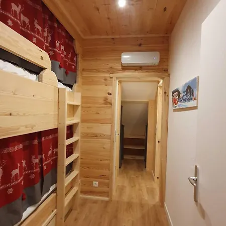 2 Pieces Renove Avec Piscine A Vignec, 6 Personnes - Fr-1-504-596 Apartamento *