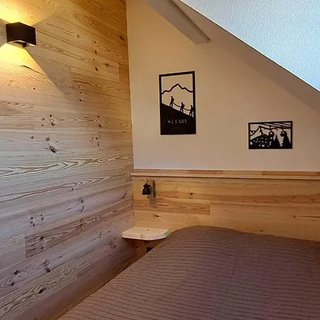 Appartement Renove 6 Pers Avec Acces Piscine - Fr-1-504-596 *